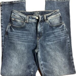 Ever flex high rise faded Women's Boot Cut Jeans Classic Blue 10R- distressed